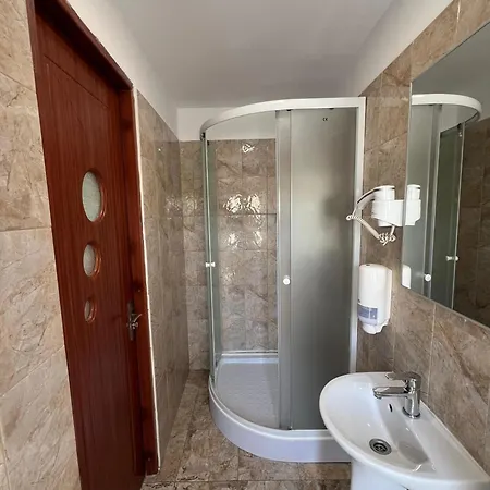 Hostal Hostel Top Central Bucharest *