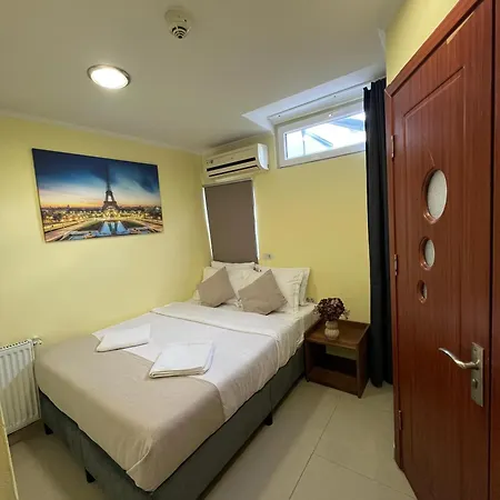 Hostel Top Central Bucharest ホステル ブカレスト