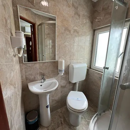 Hostel Top Central Bucharest * Bucharest