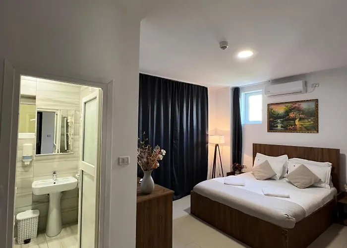 Hostel Top Central Bucharest * 布加勒斯特