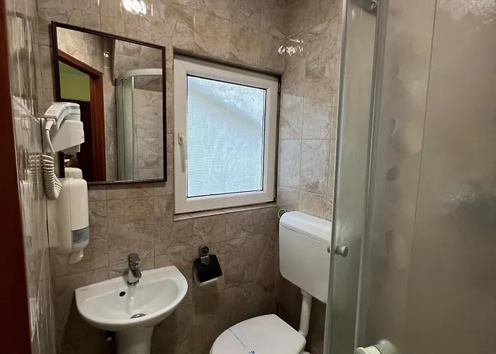 Hostel Top Central Bucharest 旅馆