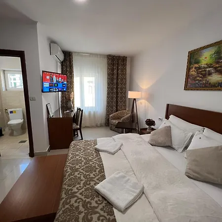 Hostel Top Central Bucharest *